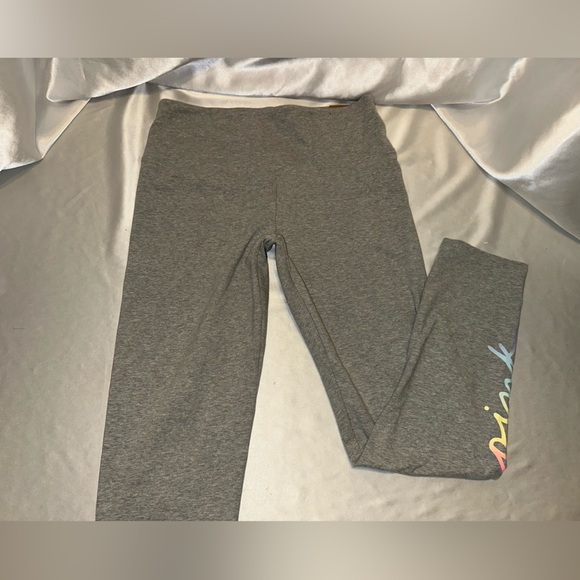 Victorias Secret Pink High Waist Legging Full Length Grey Script Pastel Logo XL - Picture 3 of 3